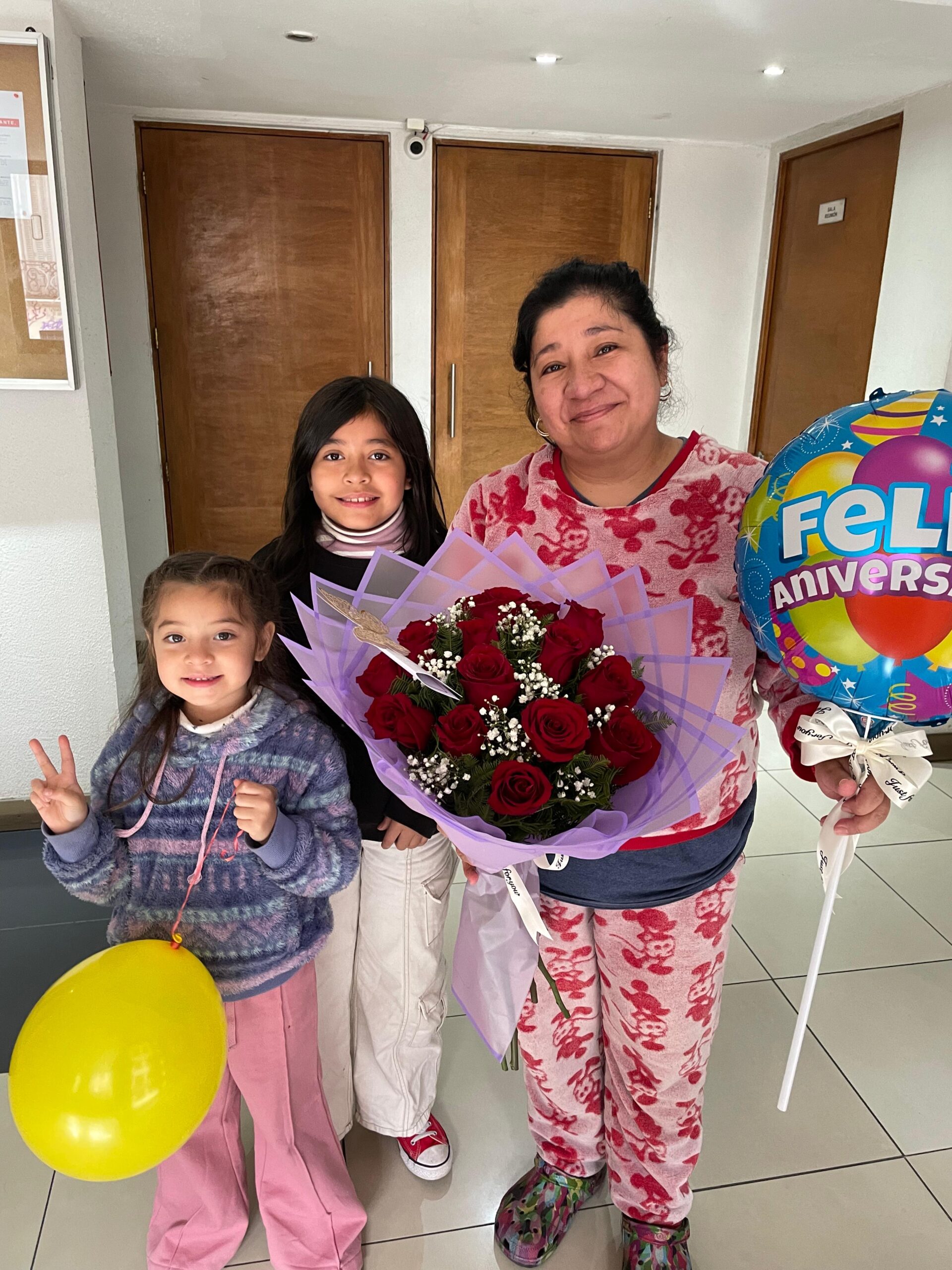 Clientes Felices Flor y Encanto