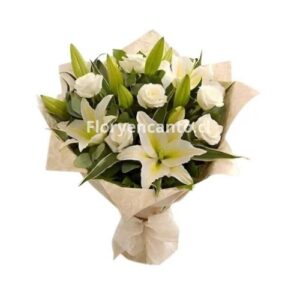 Ramo de 6 Rosas y 6 Lilium Blancos Armonía Pura